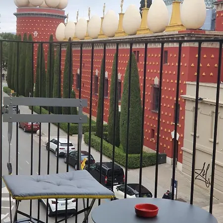公寓 Enfrente Del Museo Dali 菲格拉斯