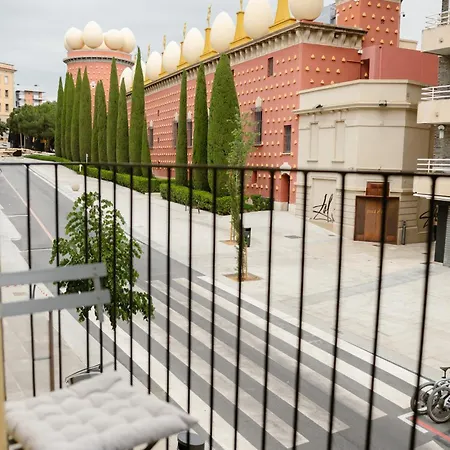 Enfrente Del Museo Dali - Serena Апартаменты