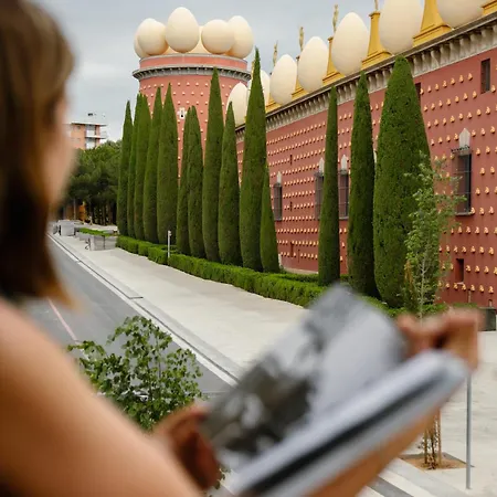 Enfrente Del Museo Dali - Serena Апартаменты